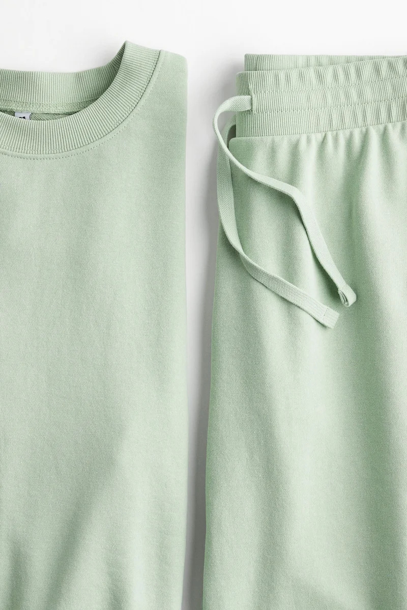 H&M 2-piece sweatshirt set