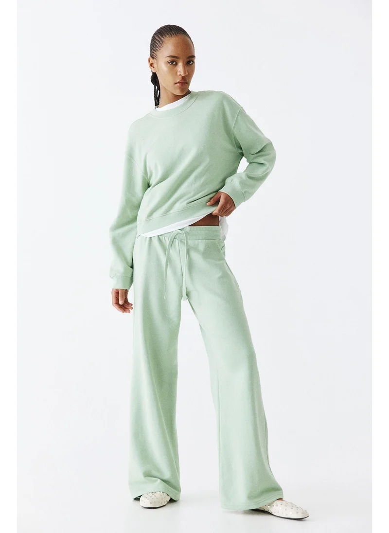 H&M 2-piece sweatshirt set
