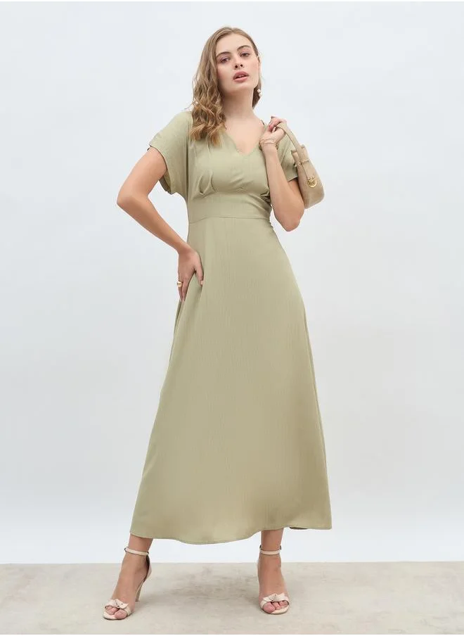 ستايلي Styli Crinkled Extended Sleeves A-Line Maxi Dress
