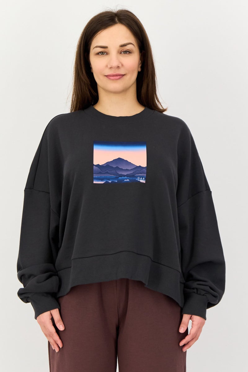 New Balance Women Oversized Fit Long Sleeve Outdoor Sweatshirt, Dark Grey - Image 1