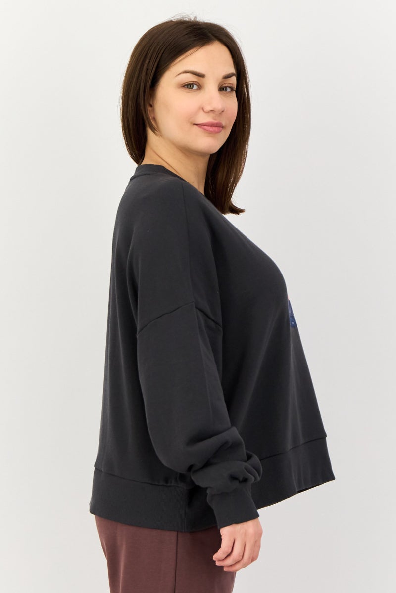 New Balance Women Oversized Fit Long Sleeve Outdoor Sweatshirt, Dark Grey - Image 2