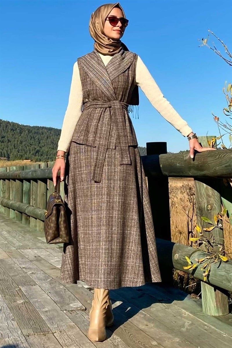 Rabia Şamlı Azize Skirt Vest Set Brown - Image 1