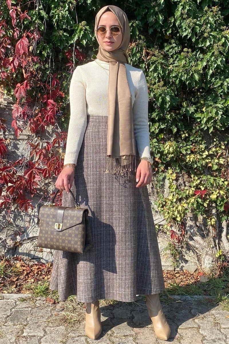 Rabia Şamlı Azize Skirt Vest Set Brown - Image 3