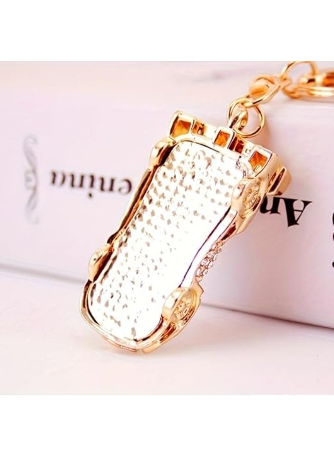 ماي سوق - ميدالية مفاتيح فاخرة بتصميم سيارة رياضية مرصعة بالكريستال اللامع - لون ذهبي وأزرق ملكي - Image 4