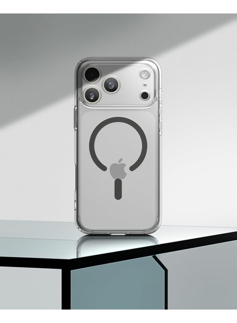 Spigen غطاء حماية Ultra Hybrid MagFit لجهاز iPhone 17 PRO مع MagSafe (2025) - شفاف جرافيت - Image 3