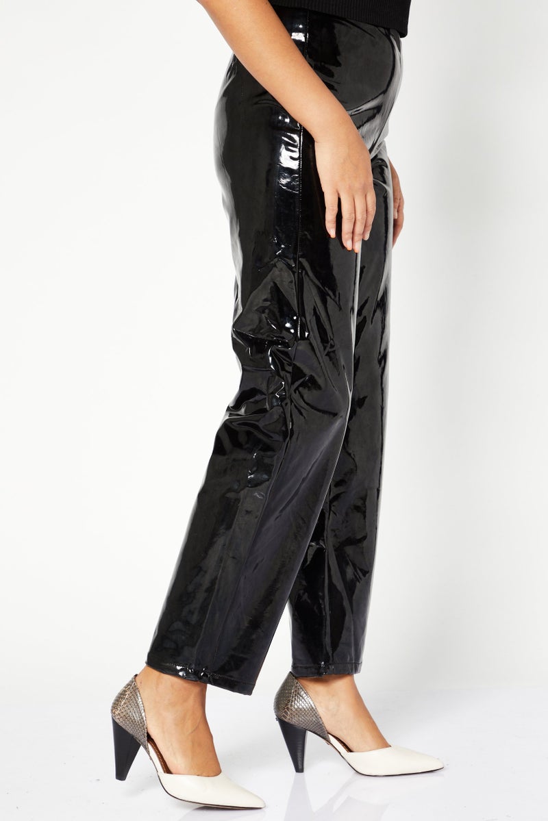 NA-KD Women Regular Fit Solid Leather Pant, Black  - Image 3