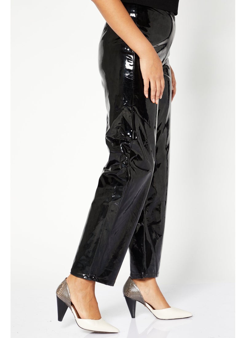 NA-KD Women Regular Fit Solid Leather Pant, Black  - Image 5