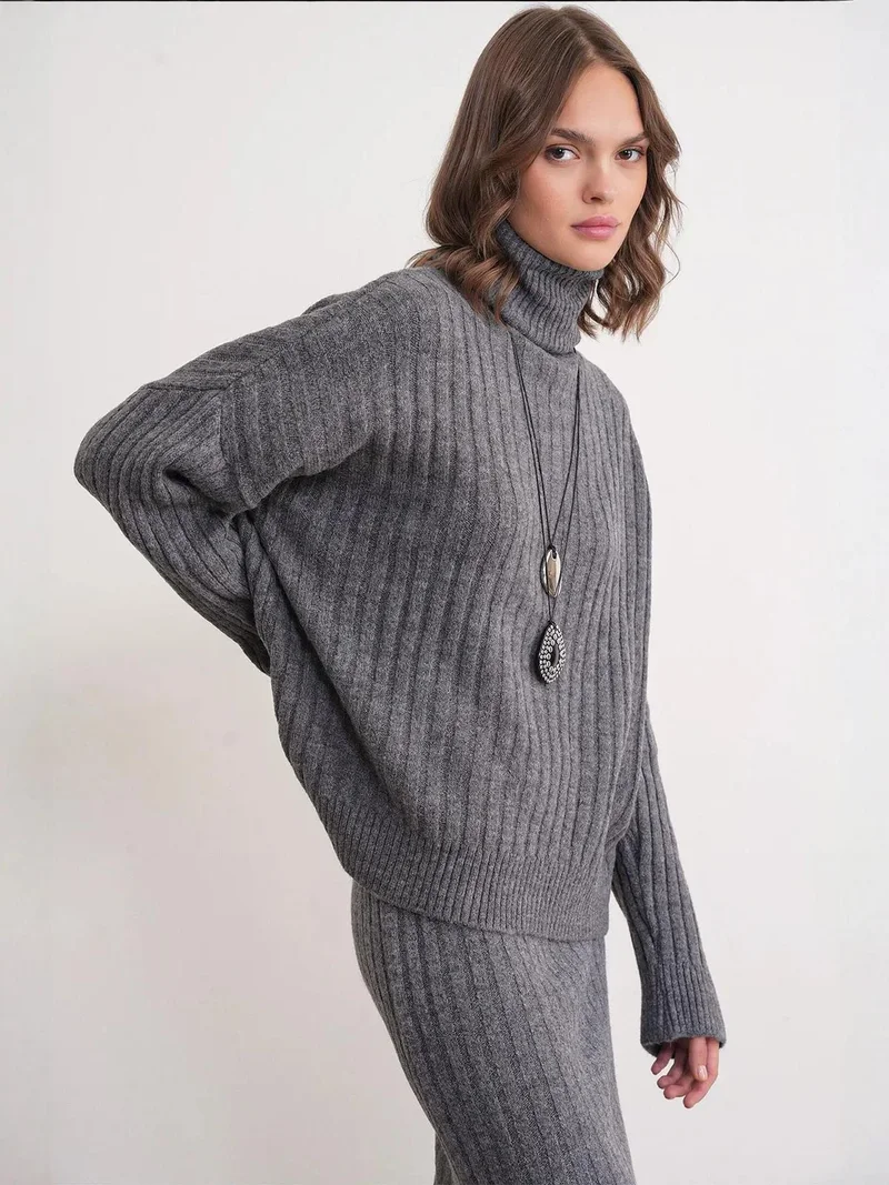 Mixray Dark Grey Mixray Oversize Ribbed Turtleneck Sweater for Women | Best Price UAE