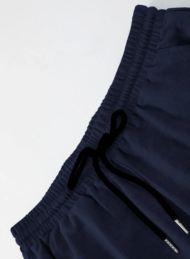 تايك تو طقم منسق من بنطال وقميص بلون سادة