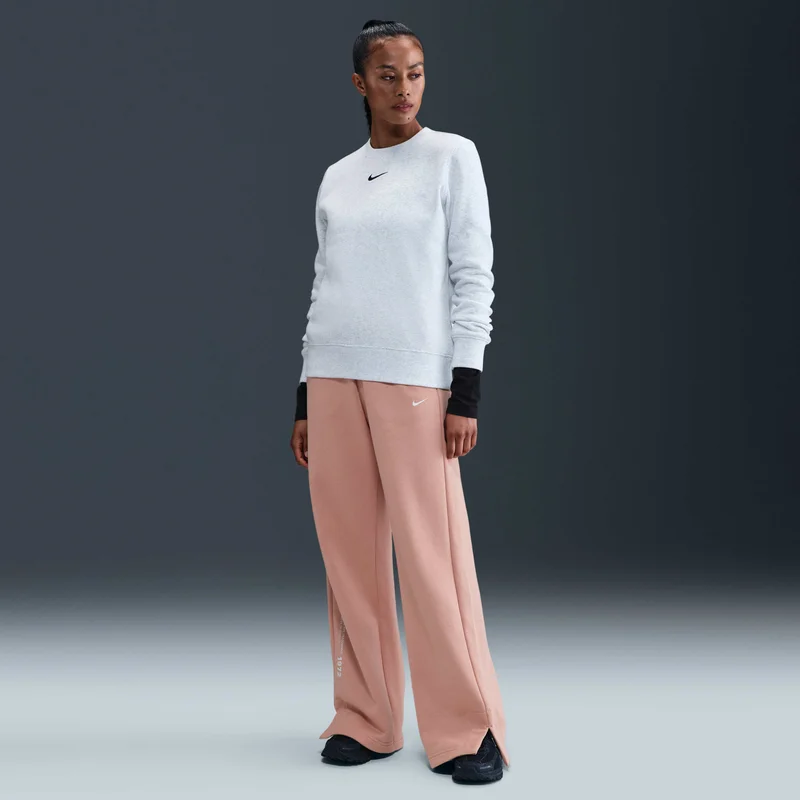Nike Black Women's Sportswear Phoenix Fleece Sweatshirt for Women | Best Price UAE