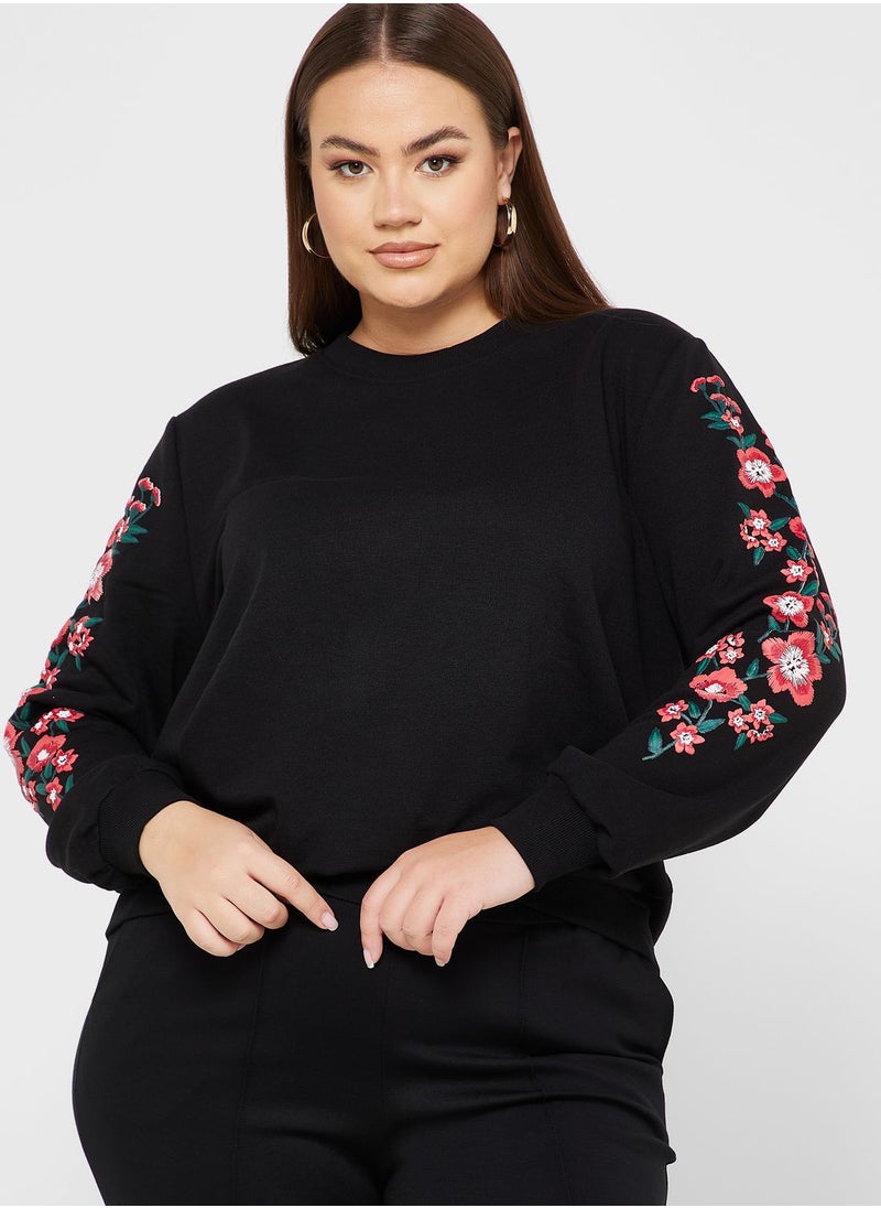 Only Carmakoma - Round Neck Printed Sweatshirt - Image 1