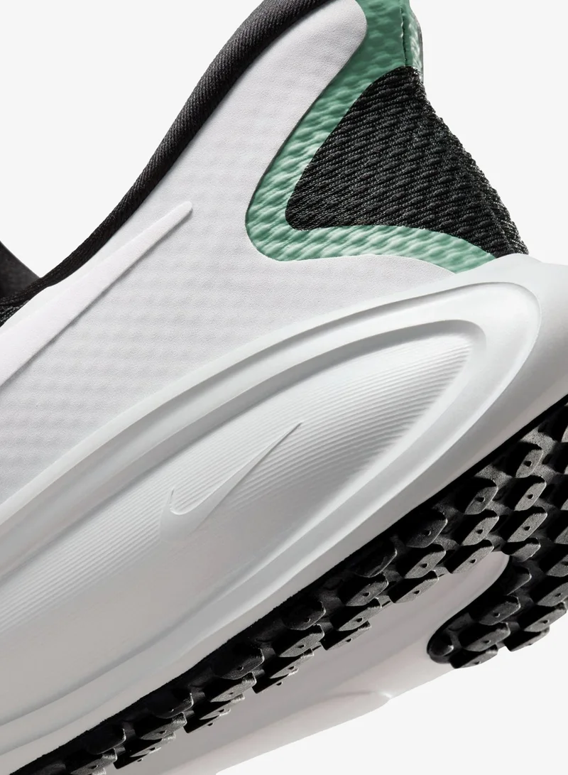 Nike Men's Revolution 8 EasyOn Running Shoes