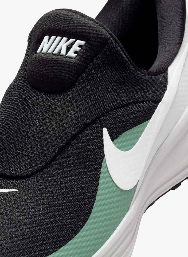 Nike Men's Revolution 8 EasyOn Running Shoes