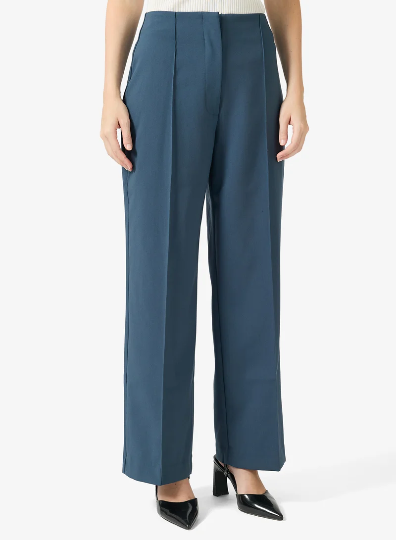 فيرو مودا أفاناه بنطلون مستقيم