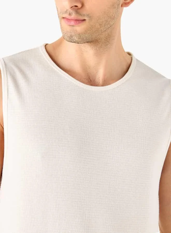 Iconic Iconic Textured Round Neck Sleeveless T-shirt