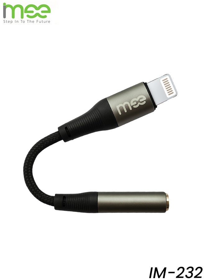 iMee محول كابل الصوت iMee IM-232 Lightning إلى 3.5 مم أنثوي AUX - سلسلة PowerPort، كابل مضفر قصير بطول 0.12 م لجميع أجهزة iOS مع مقبس Lightning (آيفون/آيباد) - جودة صوت أصلية بدون فقدان، دعم متعدد الوظائف للمكالمات والموسيقى والألعاب والملاحة - سلك نحاسي نقي مقاوم للتشابك ودائم - Image 1