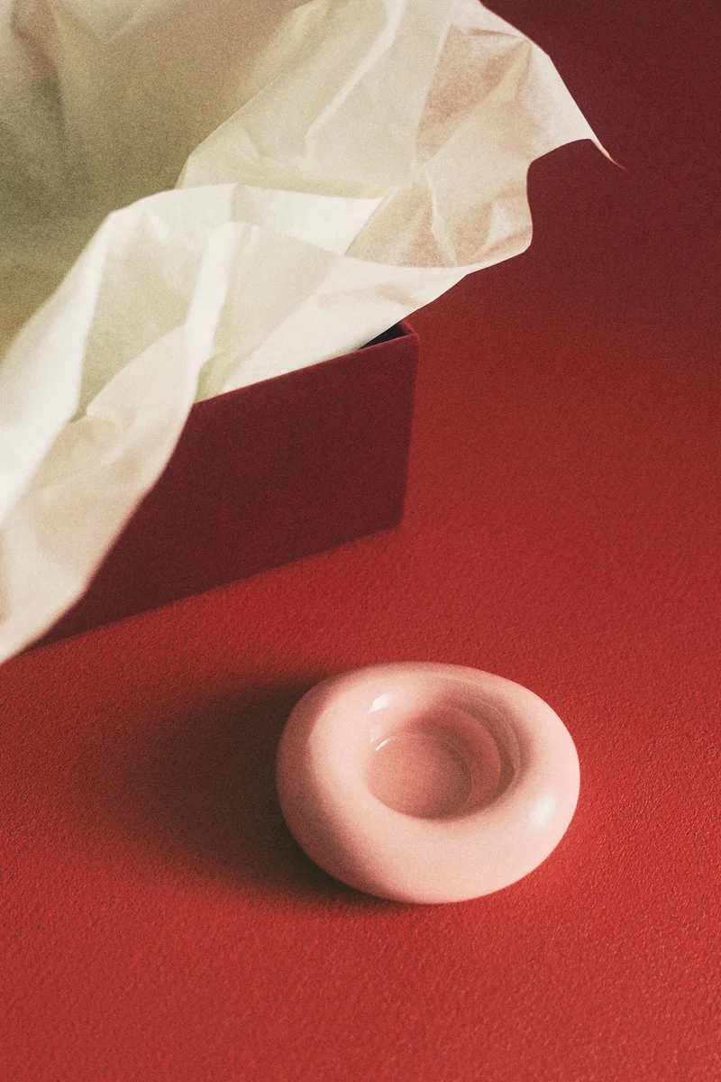 اتش اند ام حامل شموع من الفخار