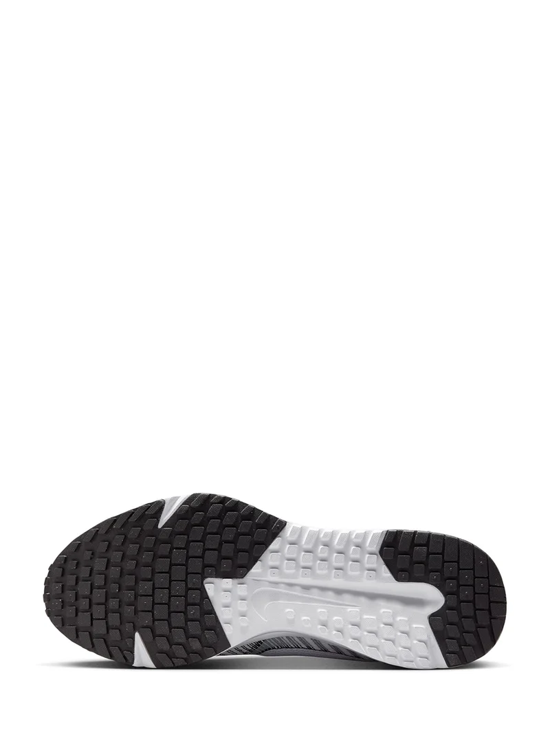 Nike Run Defy