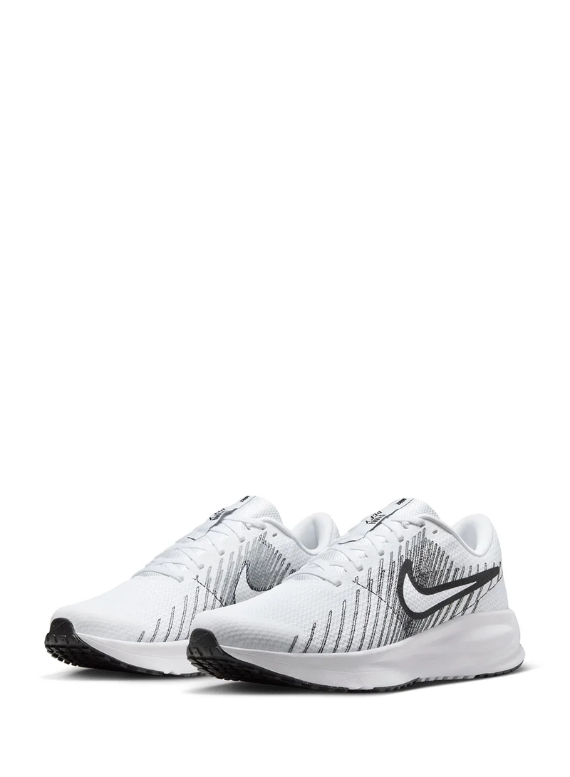 Nike Run Defy