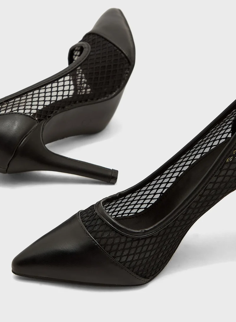 Ginger Net Style Pointed Pump