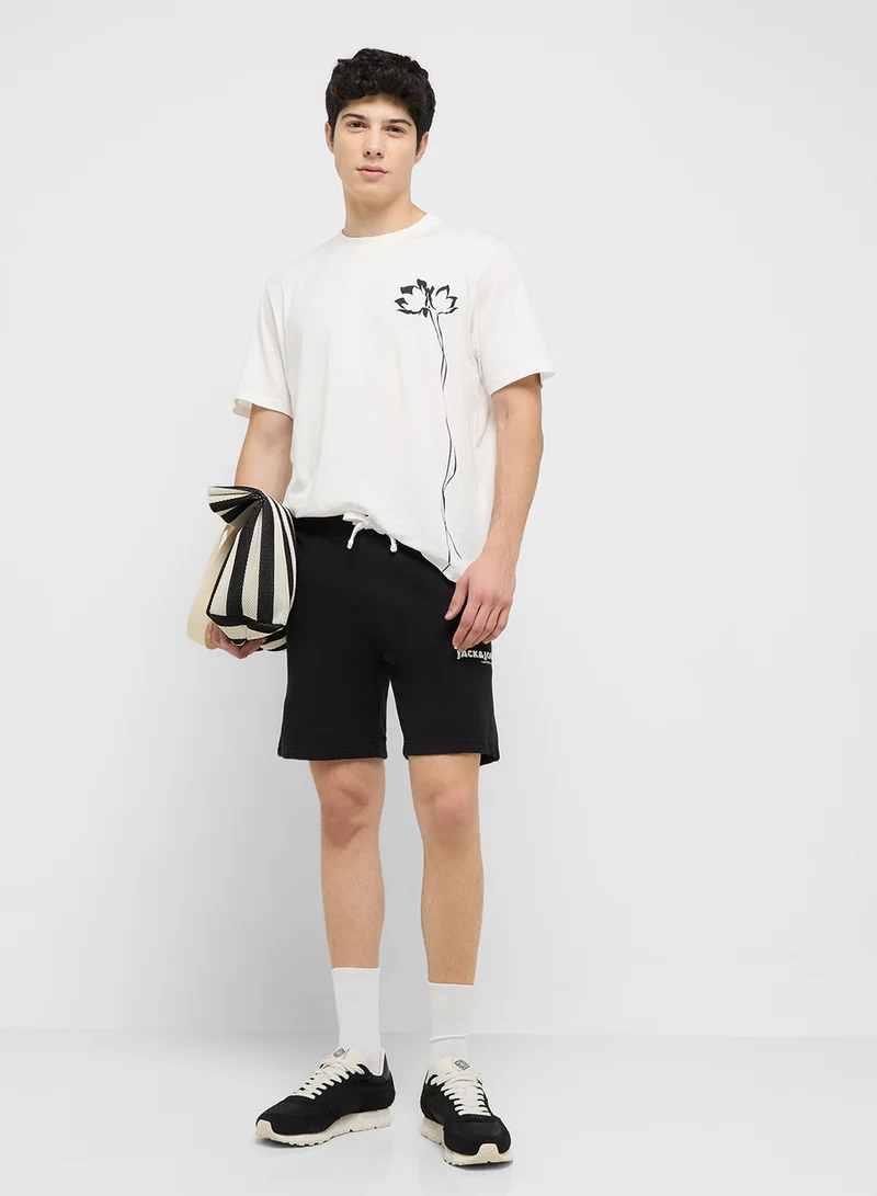 JACK & JONES JPSTGORDON CHARGE PRINT SWEATSHORTS 2PMP