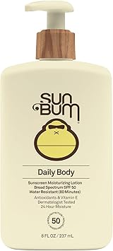Sun Bum لوسيون الجسم الواقي من الشمس يومي SPF 50 نباتي ومتوافق مع قانون الشعاب المرجانية 104 في هاواي خالي من الأوكسي بنزون والأوكتينوكات واسع الطيف للعناية بالشمس مختبر من قبل أطباء الجلدية 8 أونصات سائلة - Image 1