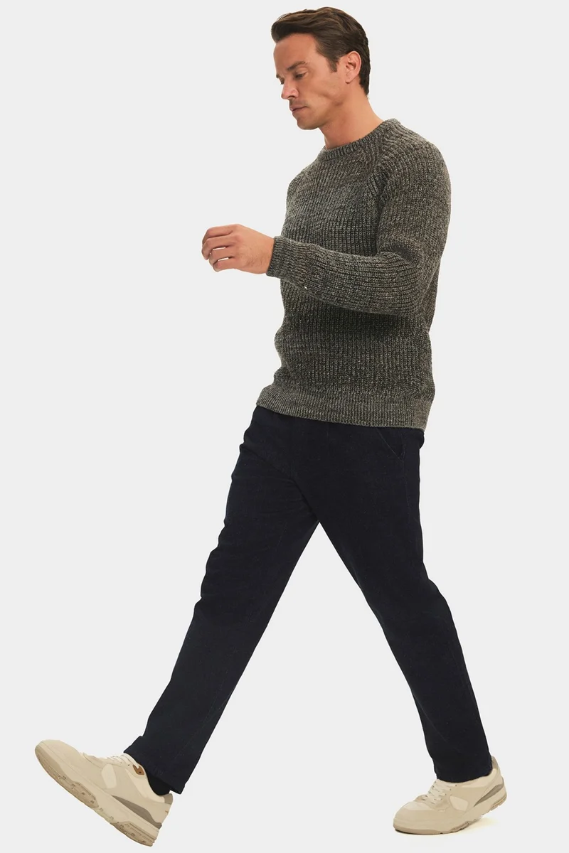 جون Men's Regular Fit Crew Neck Raglan Sleeve Knitted Sweater