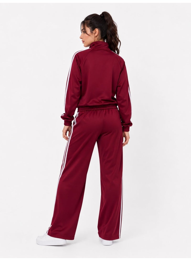 Caesar Women's sporty tracksuit featuring a zipper and drawstring ties at the chest. - Image 2