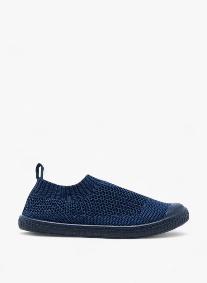 Oaklan by Shoexpress Textured Slip-On Sports Shoes