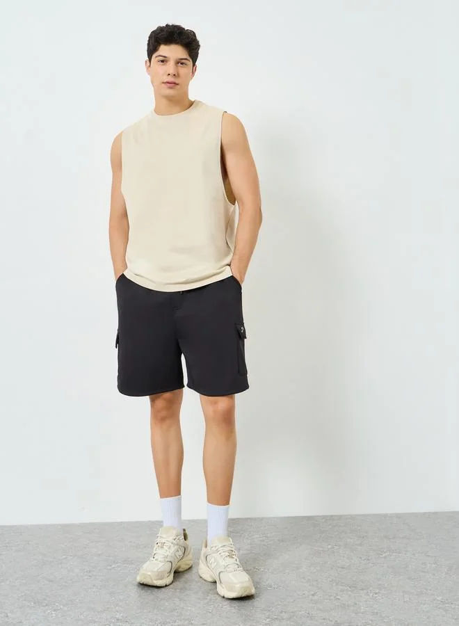 ستايلي تيشيرت كت بطبعة صغيرة