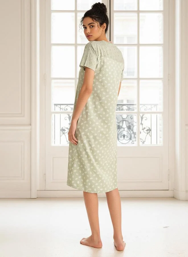 سبلاش فيڤ Embroidered Cotton Night Dress with Short Sleeves