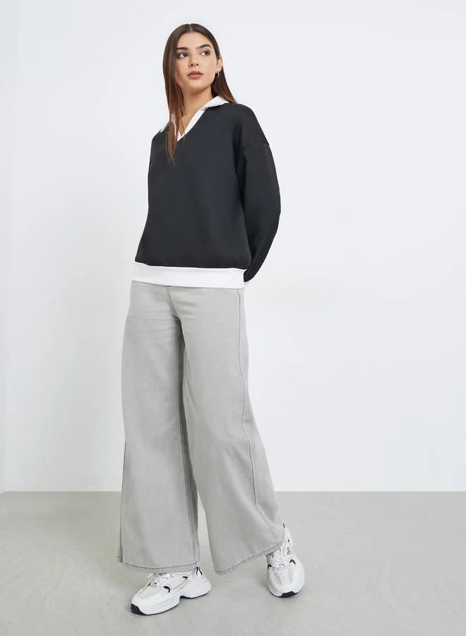 ستايلي سويت شيرت بياقة مفتوحة وتفاصيل مُتباينة