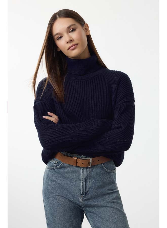 trendyol Navy Blue Crop Turtleneck Knitwear Sweater TWOAW25KZ00002 - Image 1