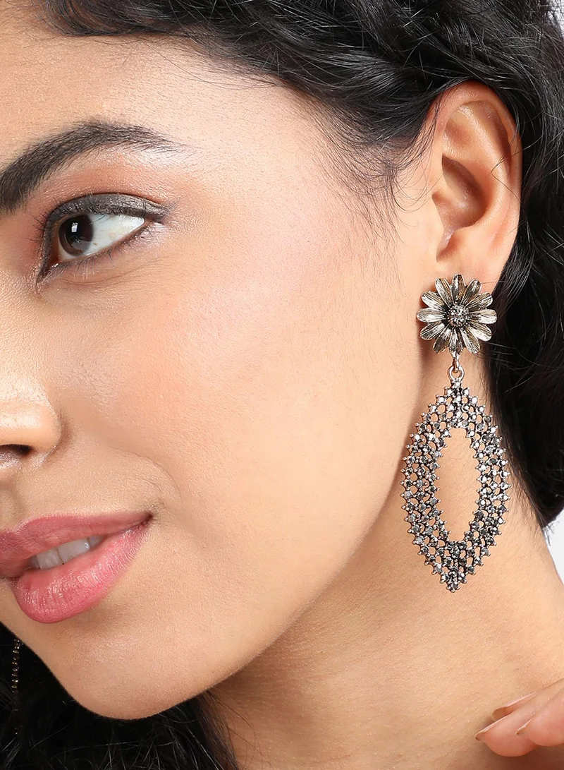 SOHI Intricate Daisy Eye Artificial Drop Earring Jewellery