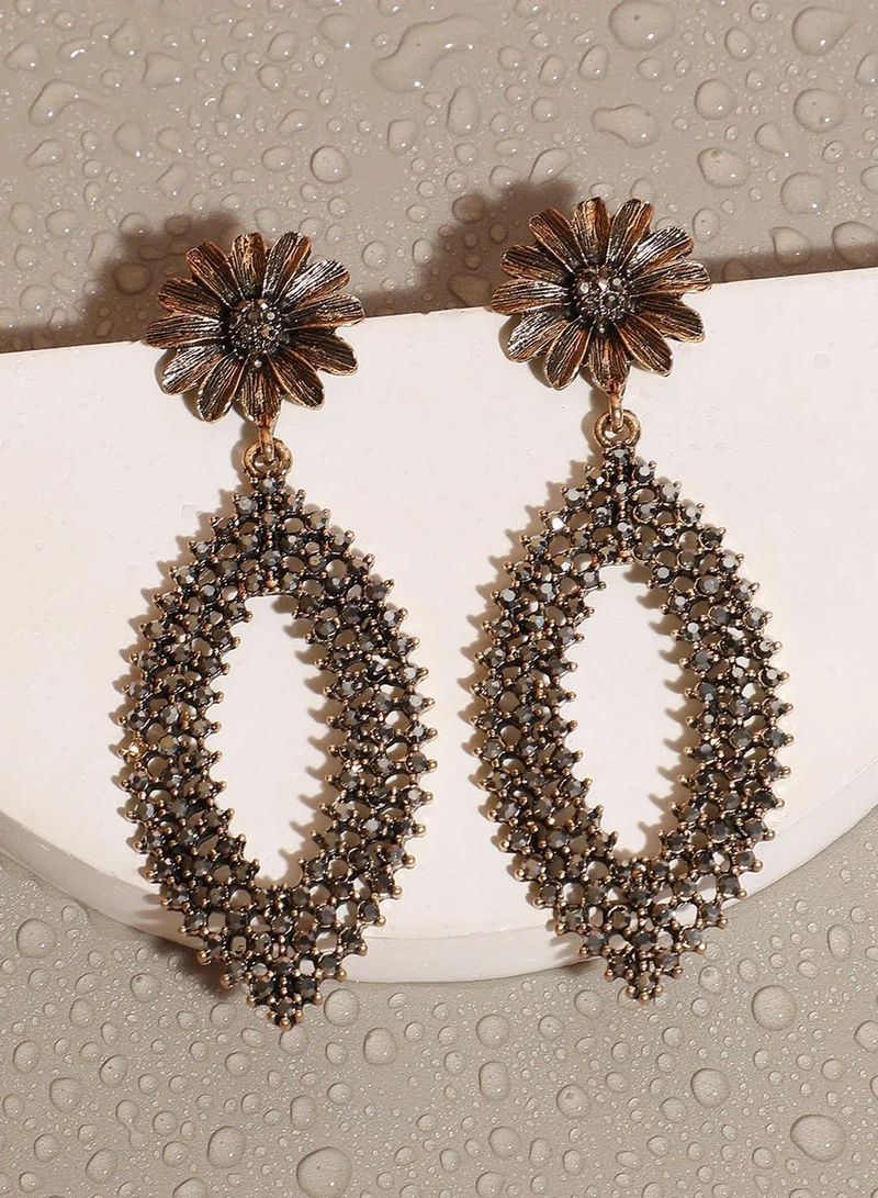 SOHI Intricate Daisy Eye Artificial Drop Earring Jewellery