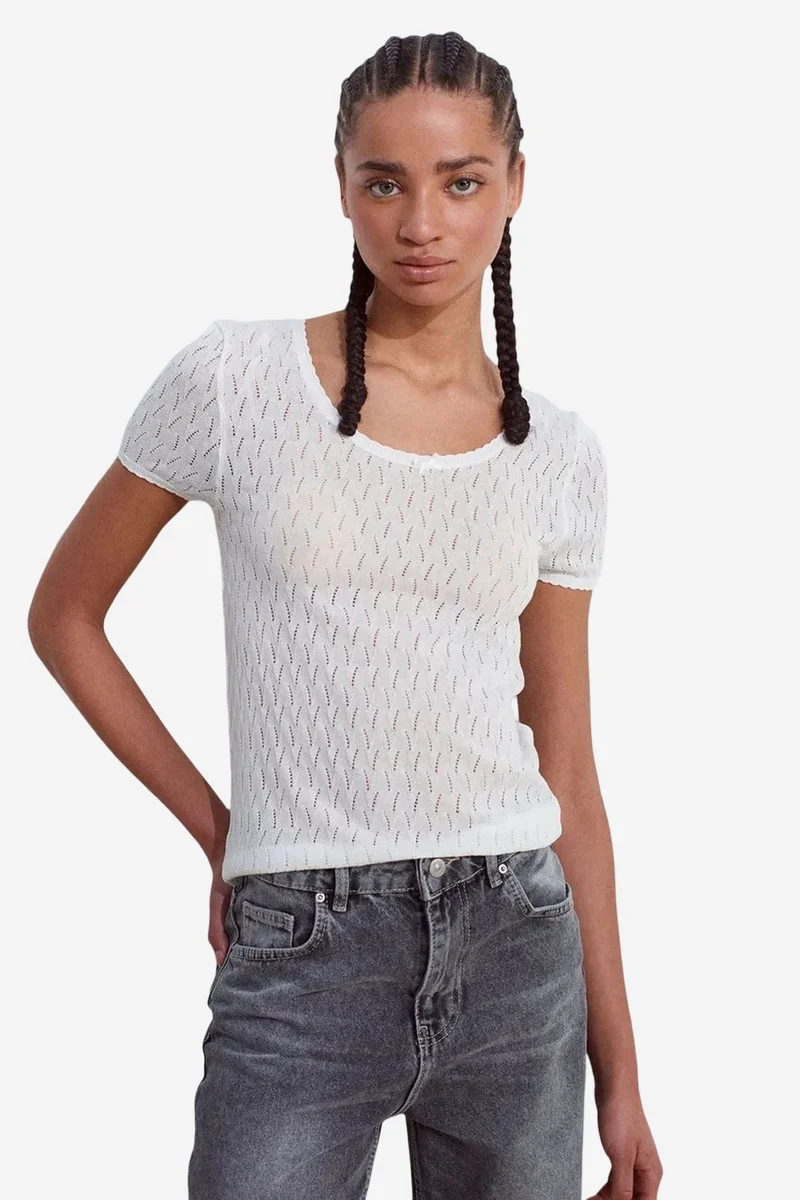 Dilvin White DILVIN Textured Slim-fit Blouse With Bow Detail for Women | Best Price UAE