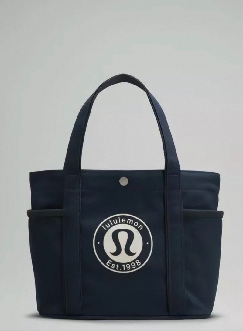 لولو Lemon حقيبة يد رياضية من القماش (Canvas Tote) — حقيبة كتف رياضية خفيفة الوزن للسفر، والتمارين الرياضية، والاستخدام اليومي - Image 1