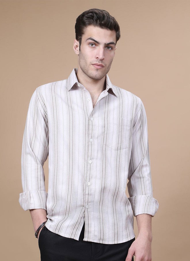 Hence Men Vertical Striped Spread Collar Cotton Casual Shirt - Image 1