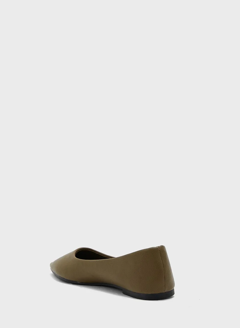 Rubi Prima Point Ballerinas