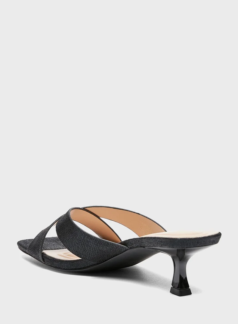 سيليست Multi Strap Sandals