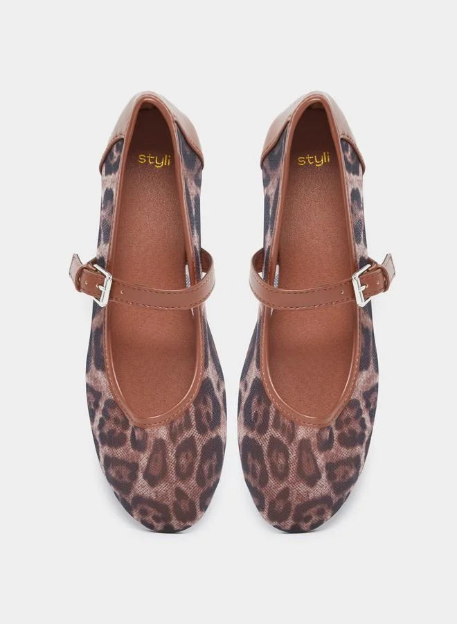 Styli Styli Animal Print Buckle Detail Shoes