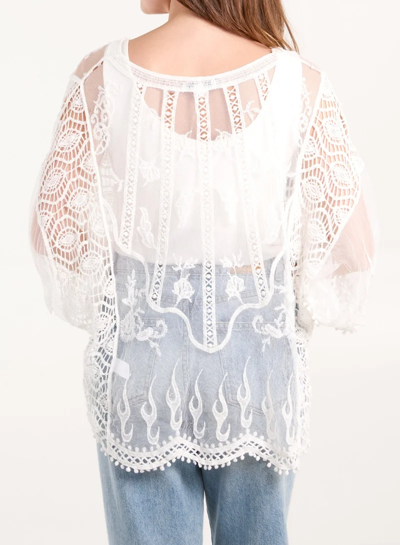 بلو فانيلا بلوزة بأكمام فراشة من الدانتيل