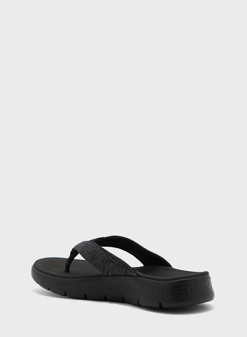 سكيتشرز صندل جو ووك فلكس