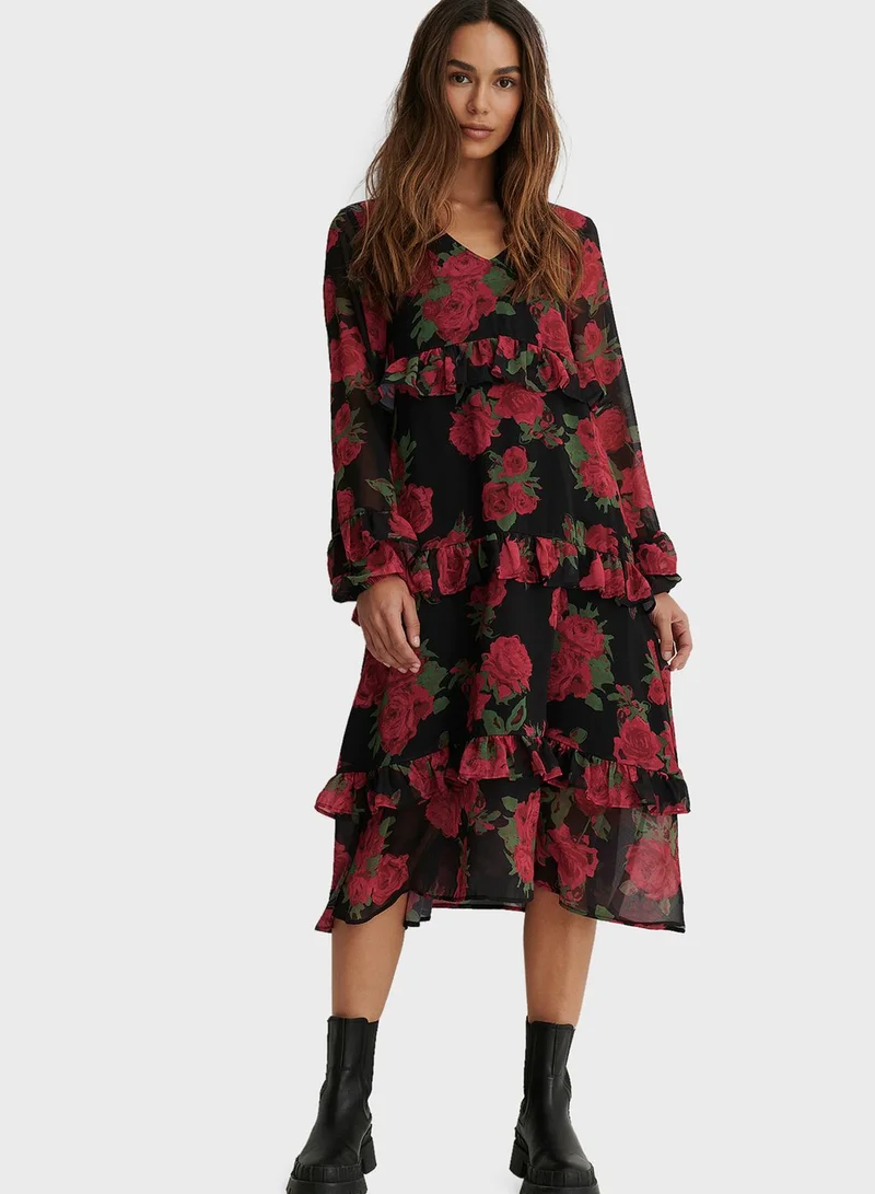 NA-KD Frill Flowy V-Neck Midi Dress
