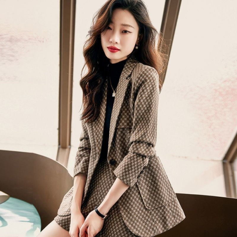 Small Suit suit Womens 2024 New Spring and Summer Light Luxury Casual Fashion Elegant Chanel Style Suit Shorts suit Black - Image 2