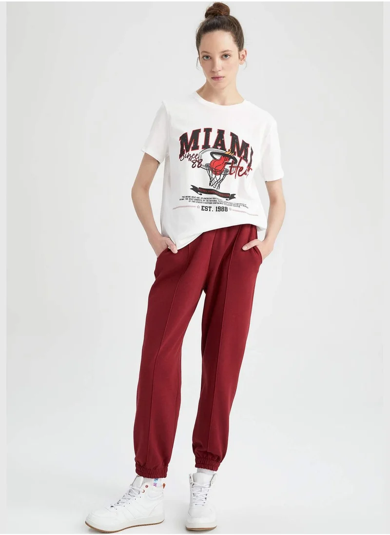 DeFacto Woman NBA Miami Heat Licenced Crew Neck Knitted Short Sleeve T-Shirt