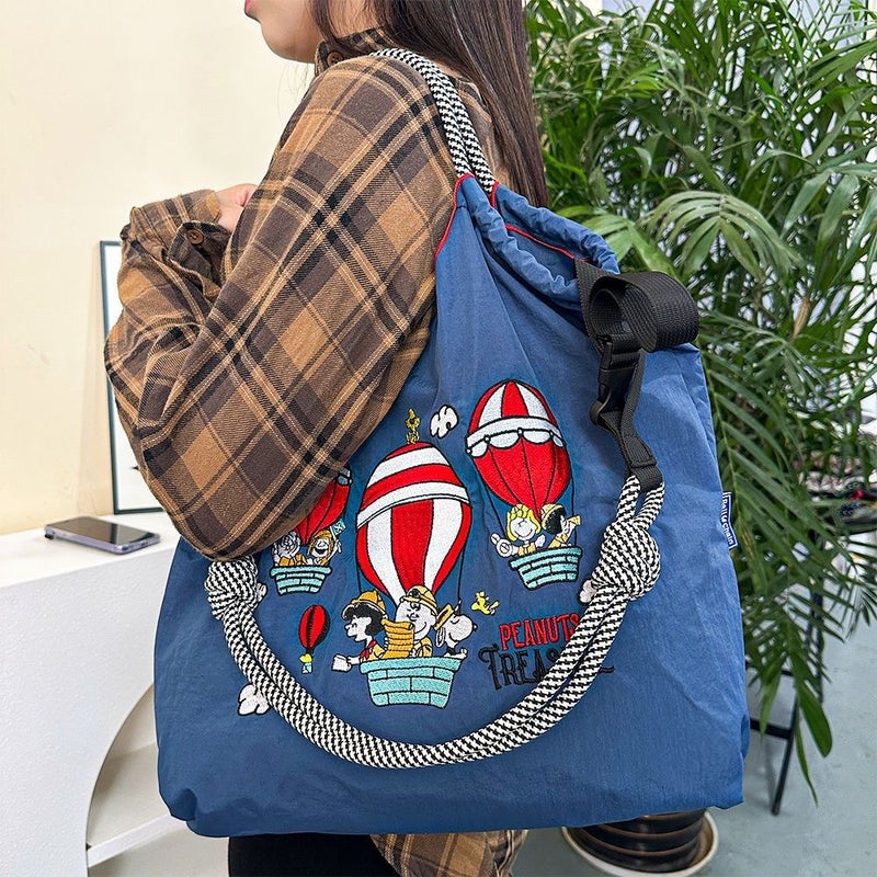 Japanese Cartoon Snoopy Cute Embroidered Nylon Eco Shopping Bag Large Capacity Crossbody Canvas Shoulder Bag For Students - Image 3