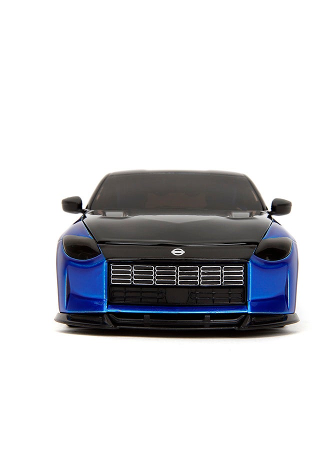 JADA Pink Slips 1:24 - 2023 Nissan Z, Die-Cast Car with Base, Toys for Kids and Adults - Image 4