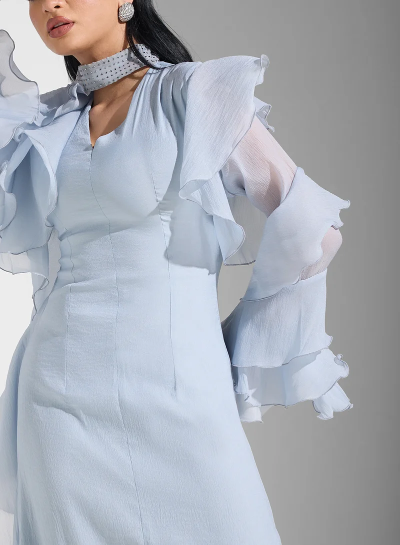 نمشي x Ruffled Evening Dress