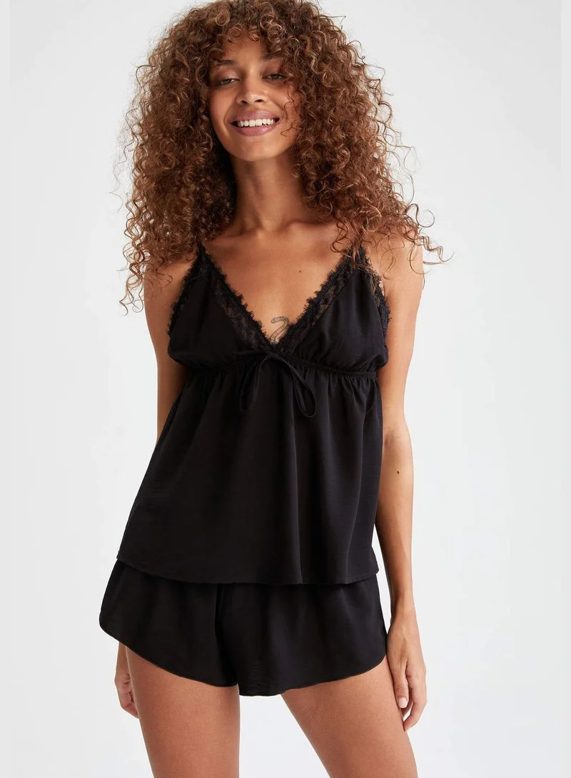 DeFacto Woman Regular Fit V Neck Sleeveless Woven Pyjamas Set
